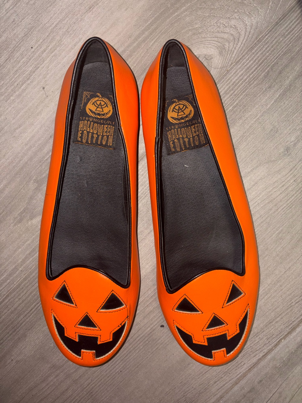 Strange Cvlt Pumpkin Halloween Women's Flats